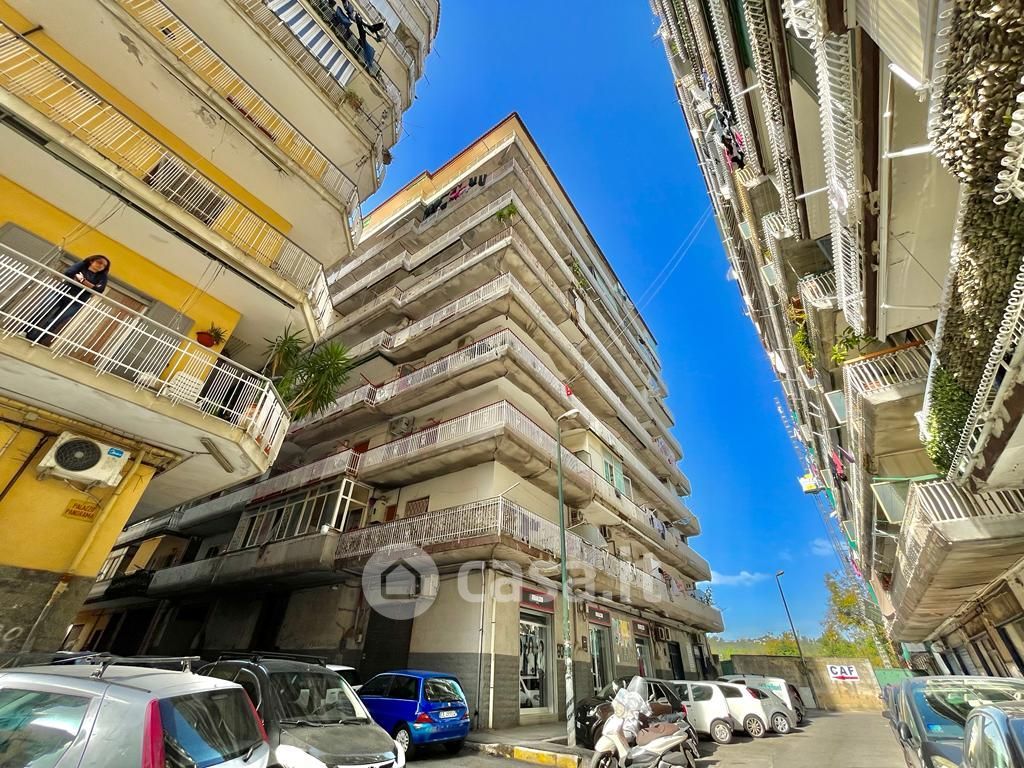 Appartamento in Vendita in Via Francesco Arnaldi 122 a Napoli