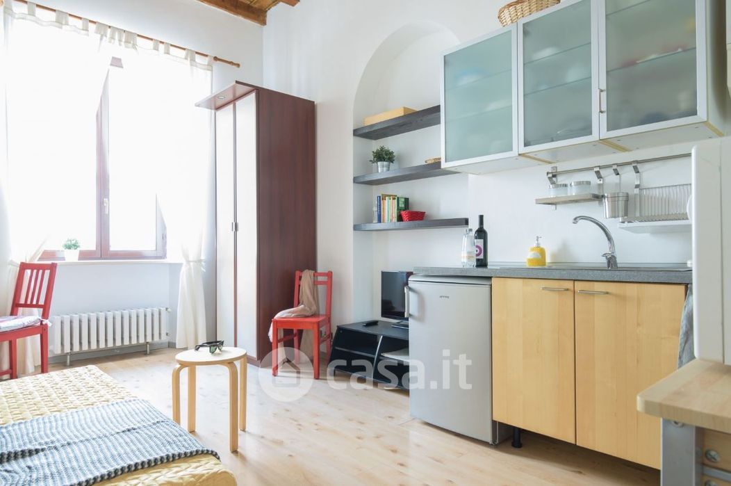 Appartamento in Affitto in Via Evangelista Torricelli 10 a Milano