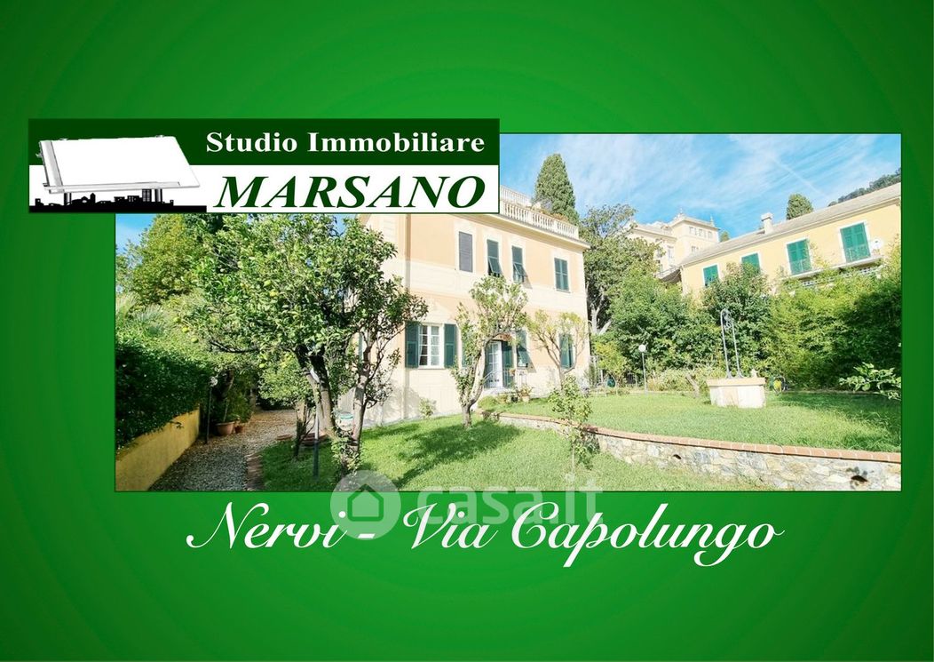 Villa in Vendita in Via Capolungo a Genova