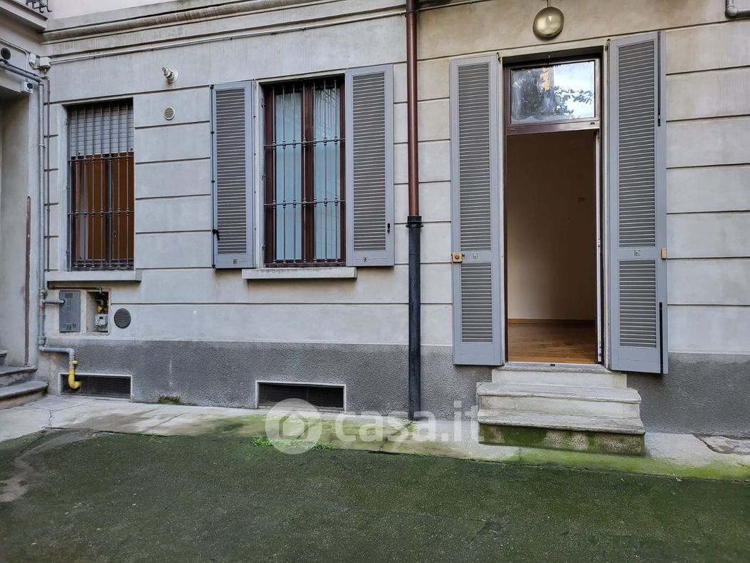 Appartamento in Affitto in Via Bartolomeo Eustachi a Milano