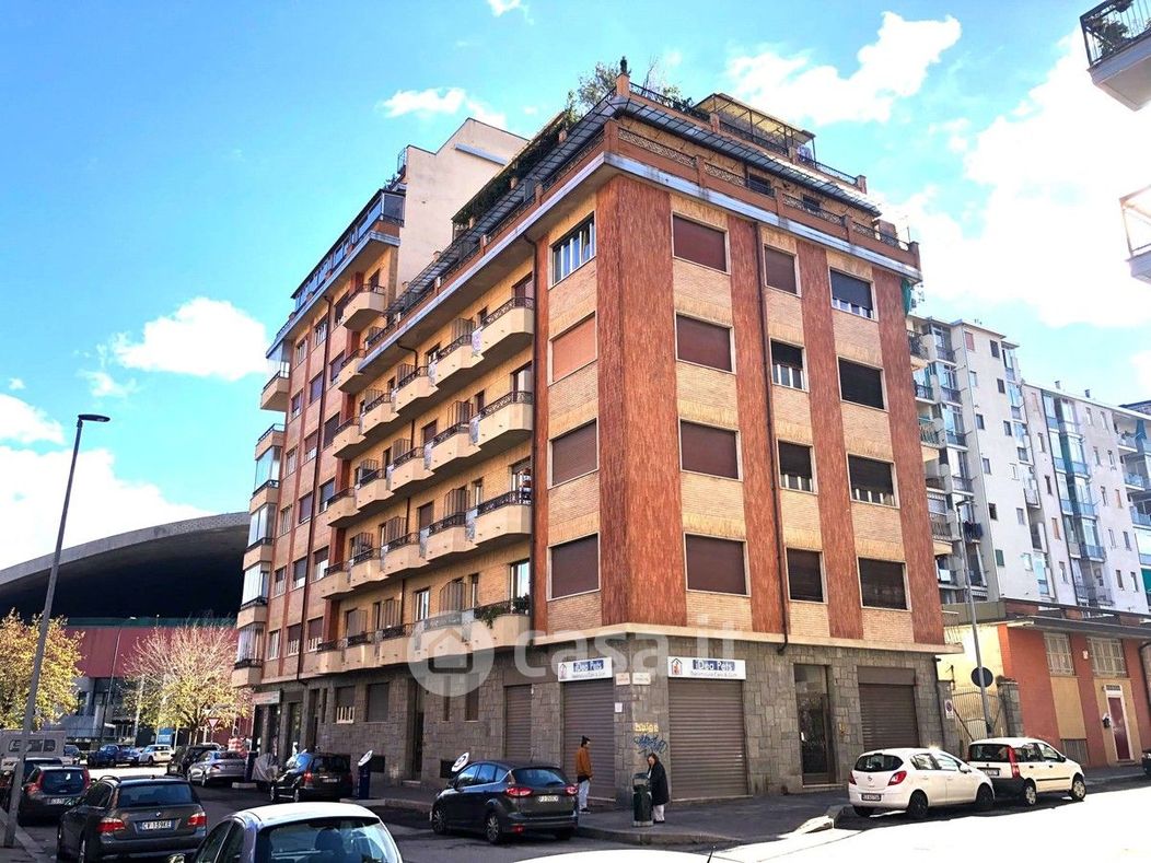 Appartamento in Vendita in Via Frabosa 1 a Torino