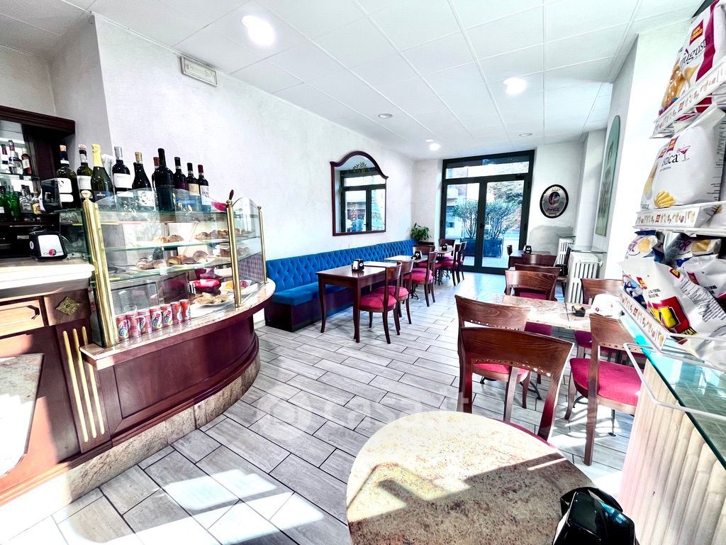 Bar in Vendita in Via Pelletta 22 a Asti