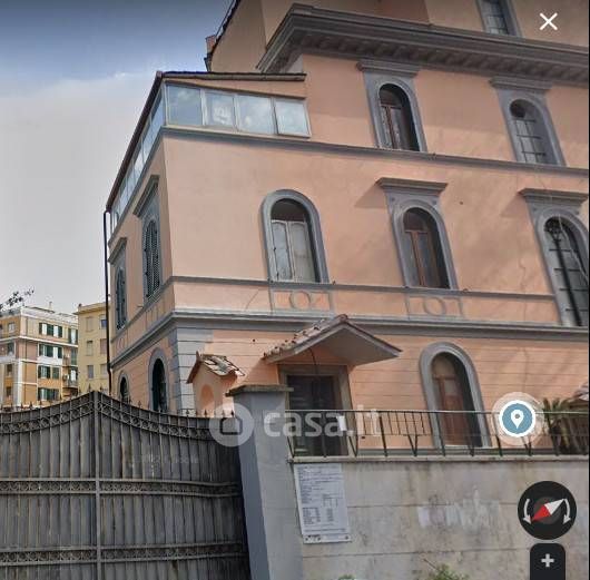 Garage/Posto auto in Affitto in Via Andrea Cesalpino 2 a Roma