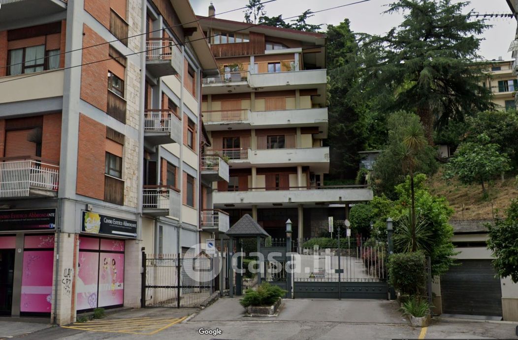 Appartamento in Affitto in Via Circumvallazione 211 a Avellino