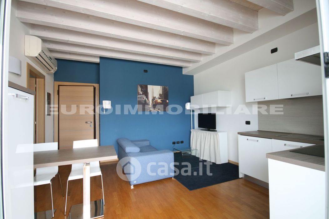 Appartamento in Vendita in Via Triumplina 181 a Brescia