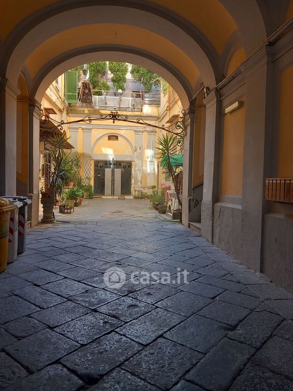 Appartamento in Vendita in Vico Sant' Eframo Vecchio a Napoli
