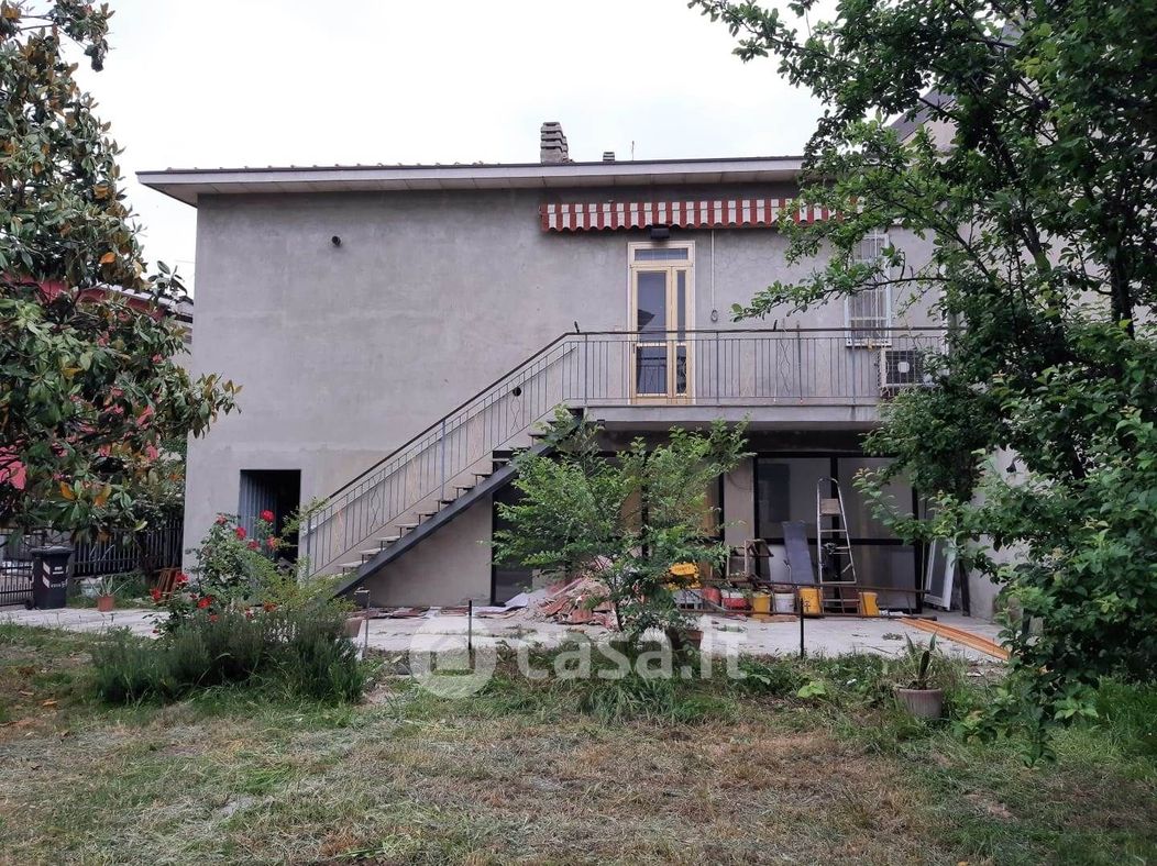 Casa indipendente in Vendita in Via Trebbia a Piacenza