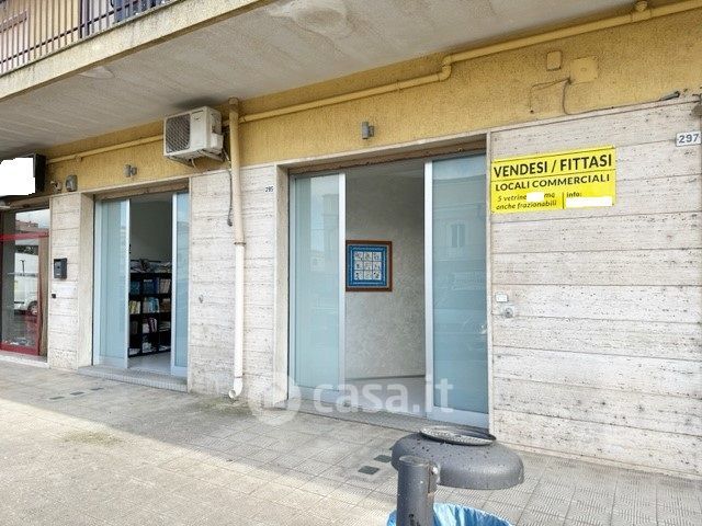 Negozio/Locale commerciale in Vendita in Via Paolo Cassano a Gioia del Colle