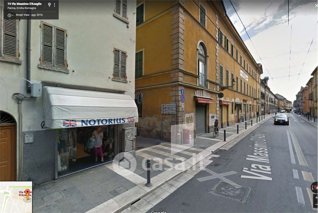Negozio/Locale commerciale in Vendita in Strada Massimo D'Azeglio 49 a Parma