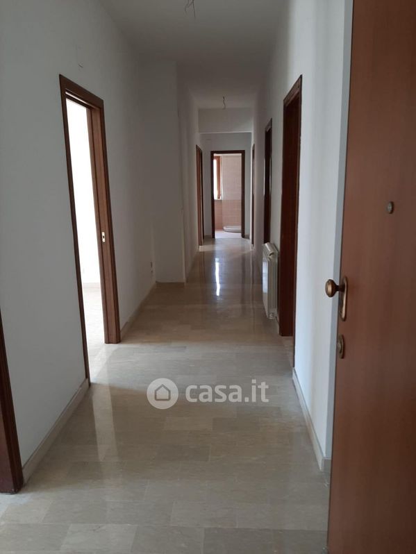 Appartamento in Vendita in Viale Pio XI a Reggio Calabria