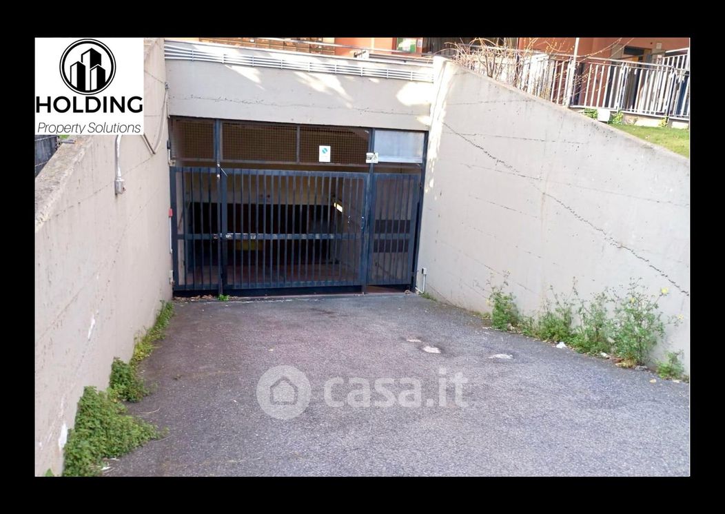 Garage/Posto auto in Vendita in Via Giuseppe Berto a Roma