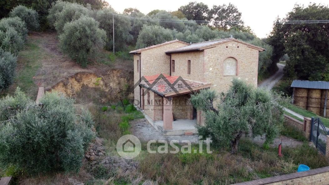 Casa indipendente in Vendita in SR439dir a Volterra