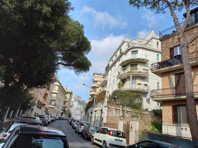Appartamento in Vendita in Via Annia Faustina a Roma