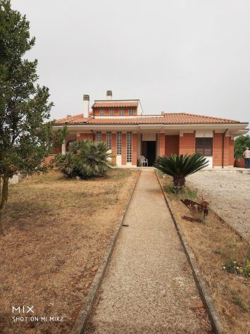 Villa in Vendita in Strada Litoranea a Latina
