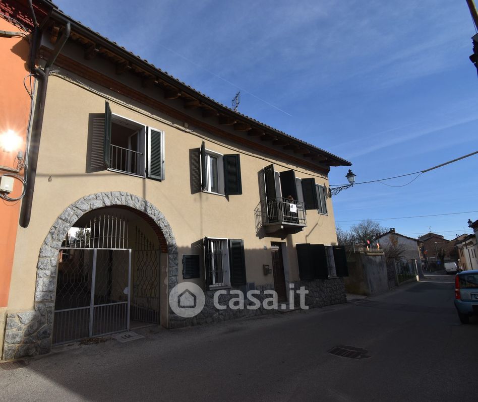 Casa Bi/Trifamiliare in Vendita in Via italia a Montaldo Scarampi