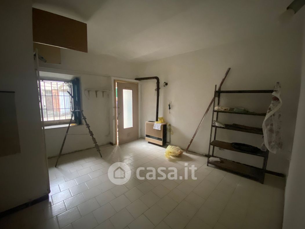 Appartamento in Vendita in Via Avisio a Varese