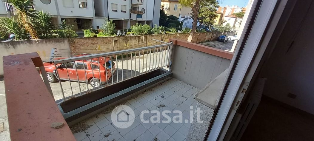 Appartamento in Vendita in Via Villa Glori a Livorno