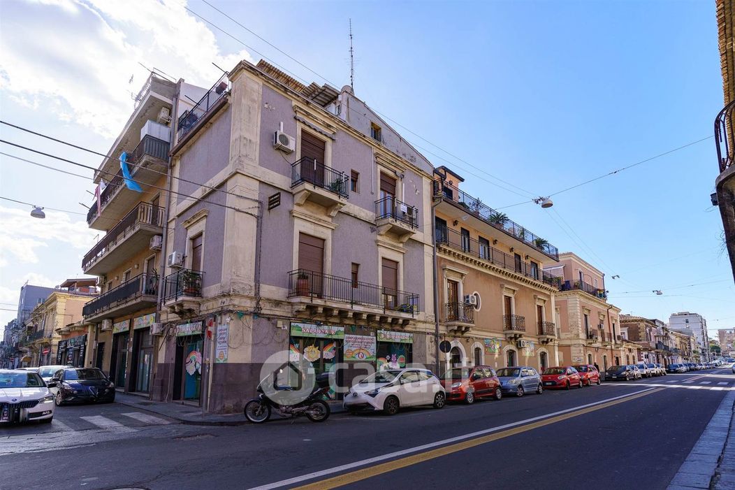 Appartamento in Vendita in Via Vittorio Emanuele II 561 a Catania