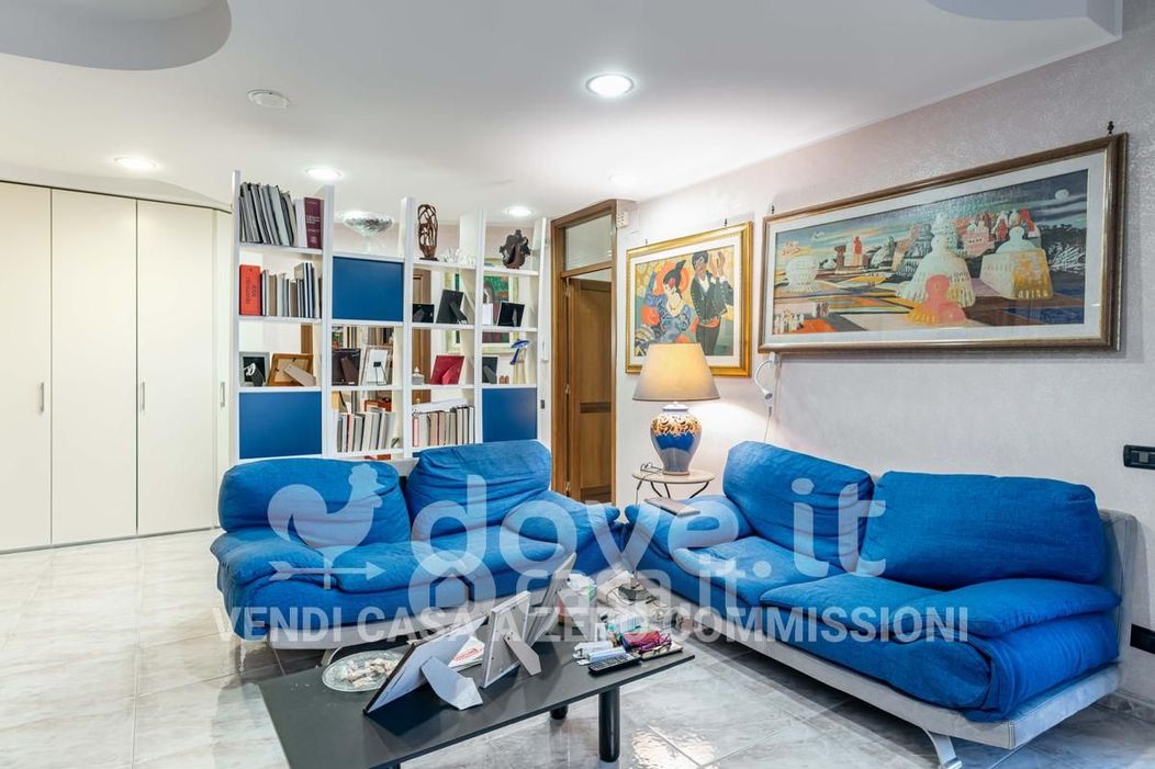 Appartamento in Vendita in Via Lago Alimini Grande 12 a Taranto