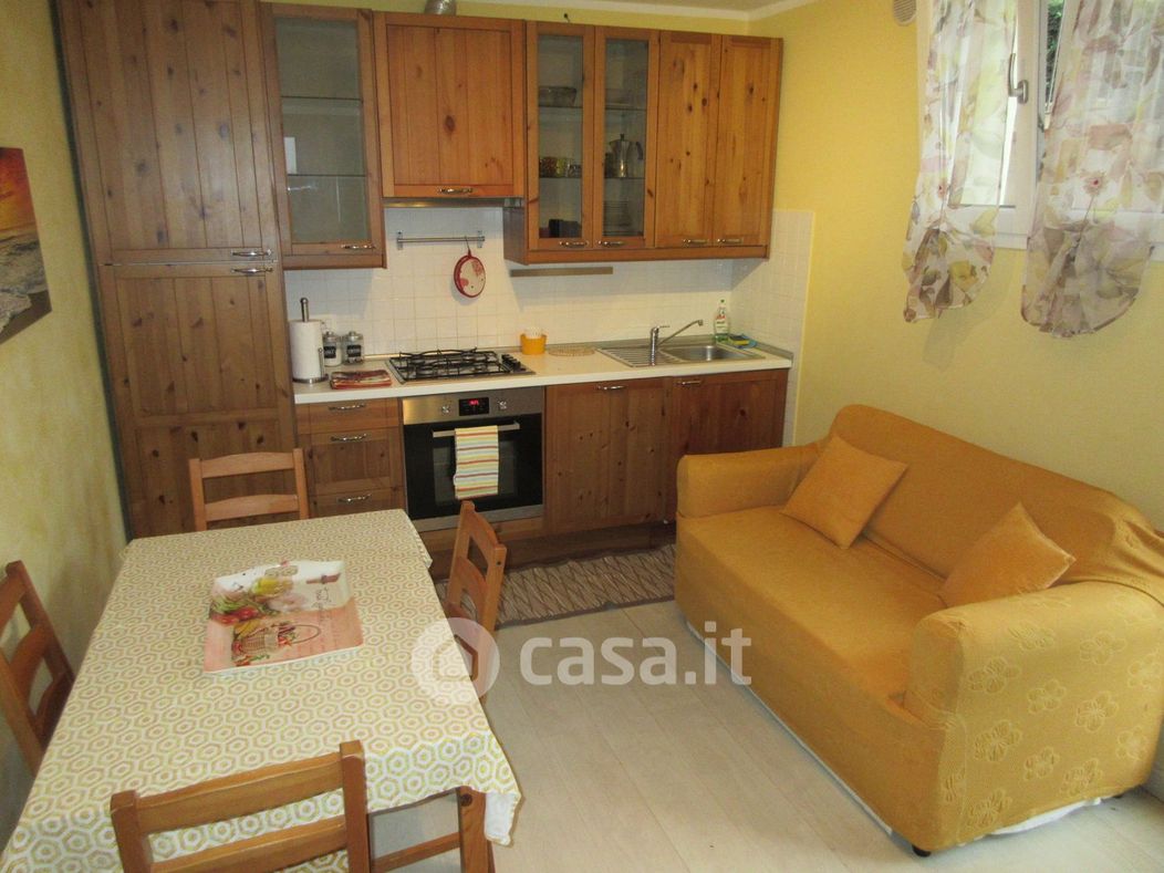 Appartamento in Affitto in Via delle Rondini a Pesaro