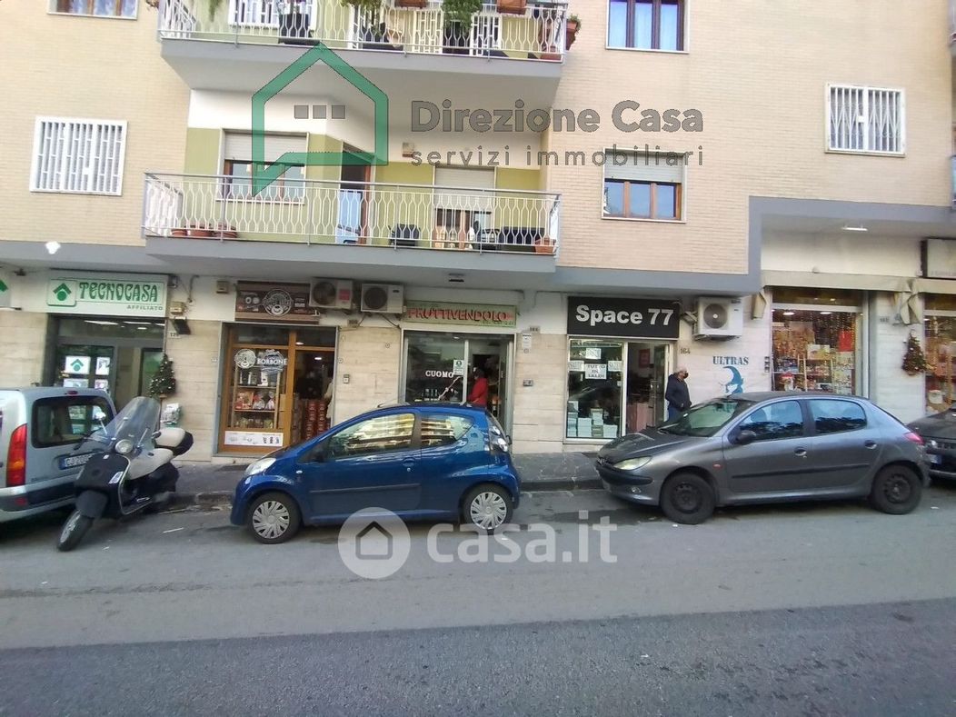 Negozio/Locale commerciale in Vendita in Via Edoardo Nicolardi 168 a Napoli