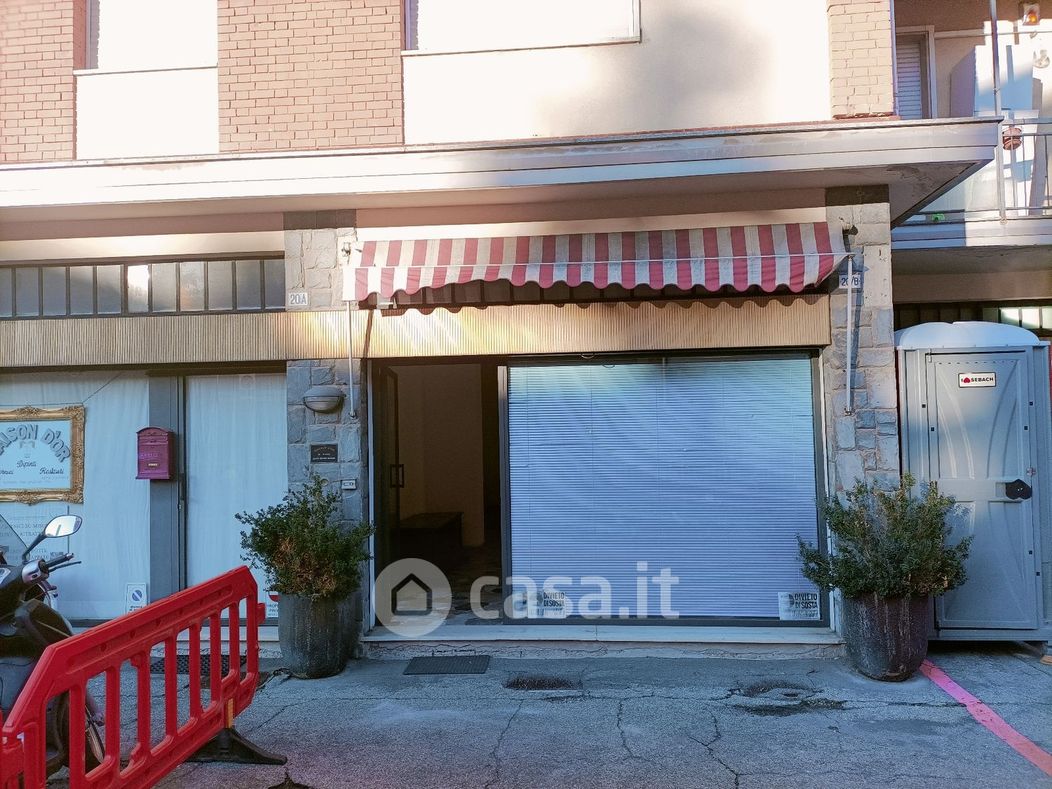 Negozio/Locale commerciale in Affitto in Via Callani 20 a Parma