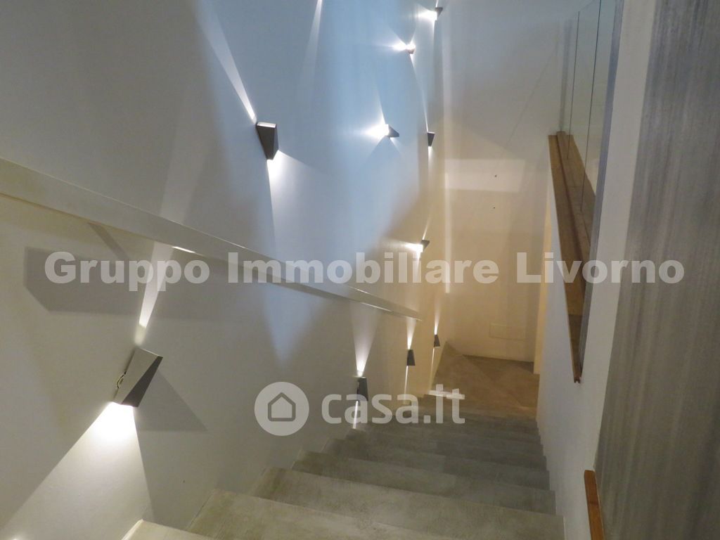 Appartamento in Vendita in Via dei Salici a Livorno