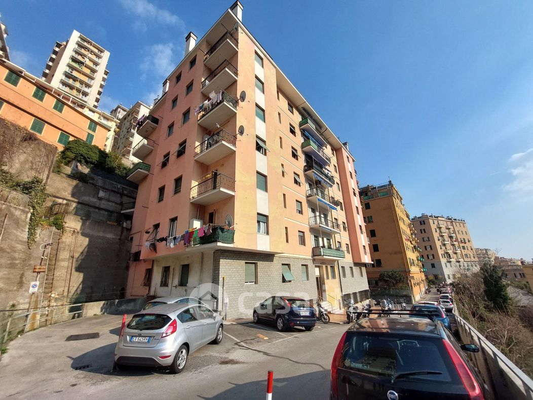 Appartamento in Vendita in Via Ventotene a Genova