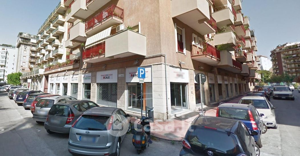 Negozio/Locale commerciale in Vendita in Via degli Orti a Palermo
