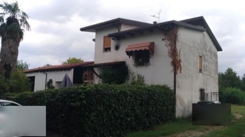 Casa indipendente in Vendita in Via Todesco a Rosà