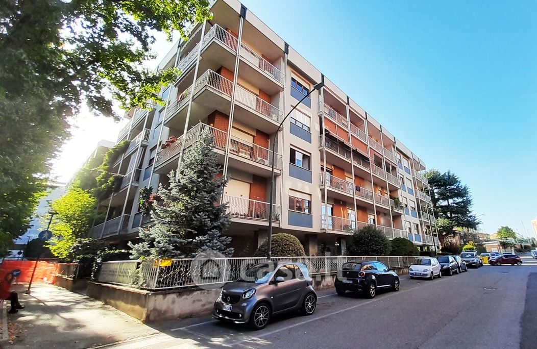 Appartamento in Vendita in Via Manzoni a Asti