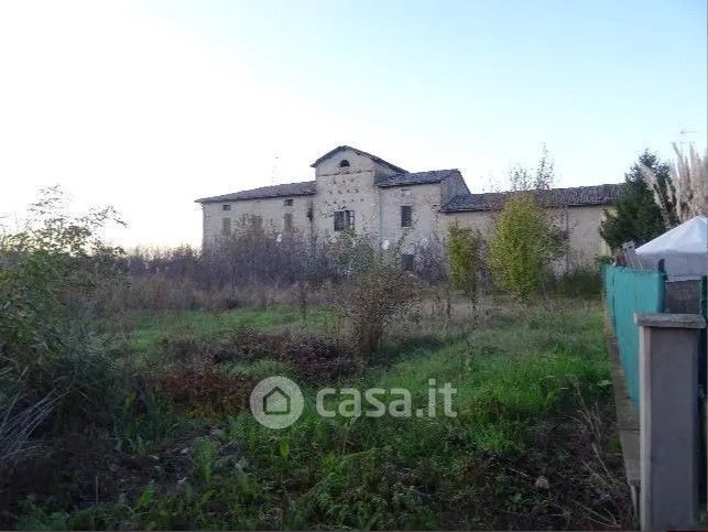 Casa indipendente in Vendita in Via Per Parma 68 a Traversetolo