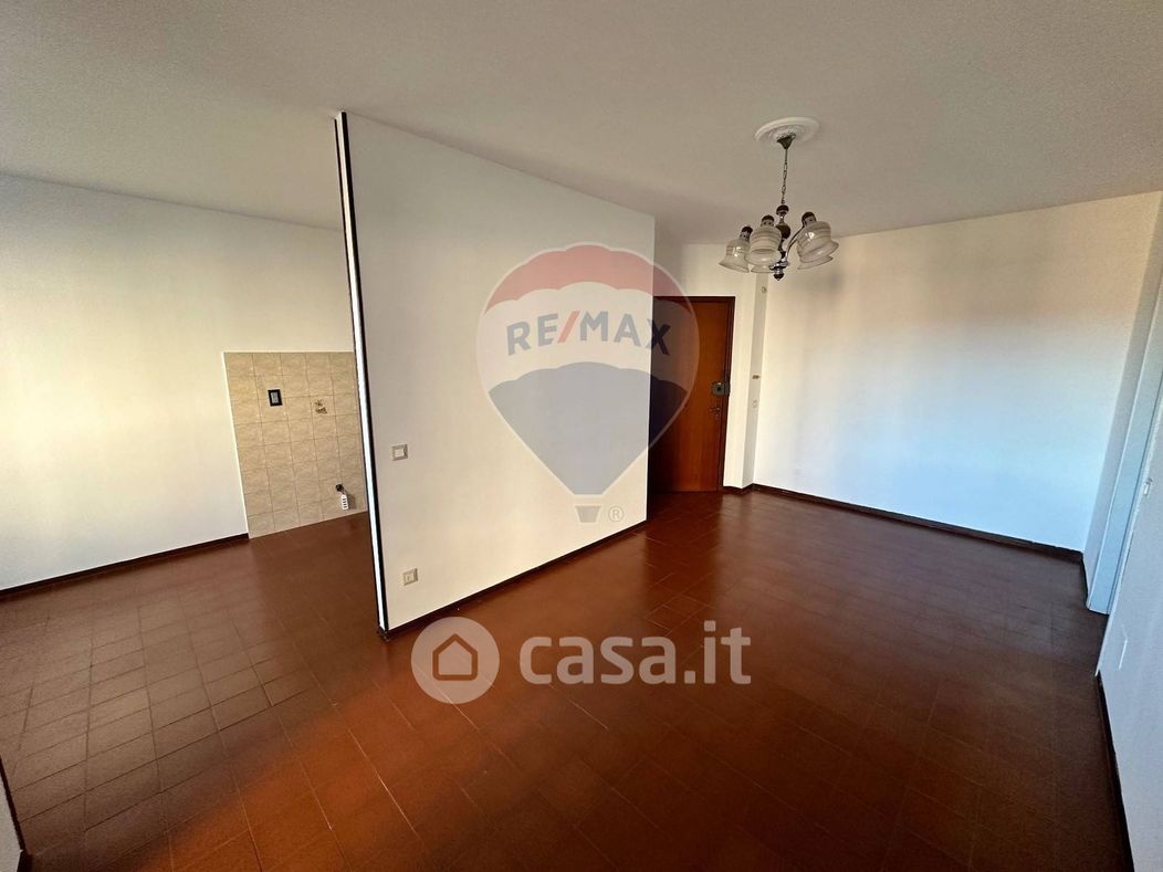 Appartamento in Vendita in Via Lombardia 16 a Biella