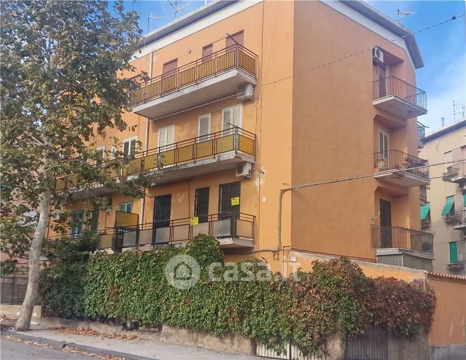 Appartamento in Vendita in Via Socrate 37 a Messina