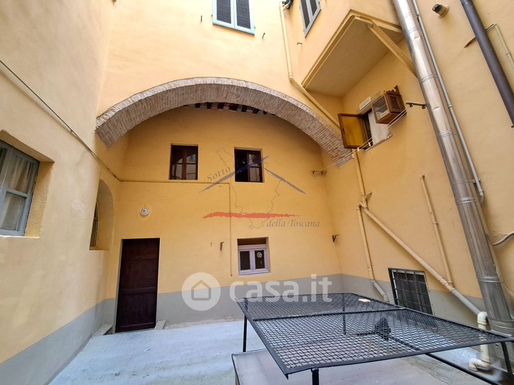 Appartamento in Vendita in Via Andrea Cesalpino a Arezzo