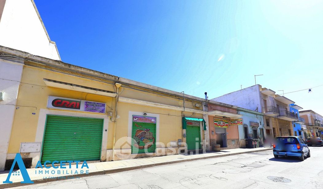 Negozio/Locale commerciale in Affitto in Corso Vittorio Emanuele II a Taranto