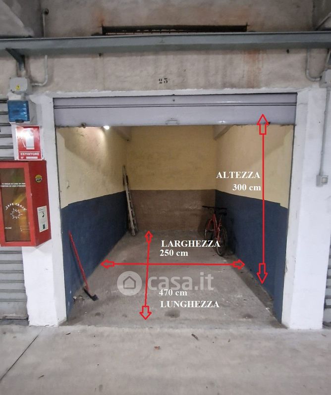 Garage/Posto auto in Vendita in Via Stupinigi 63 a Nichelino