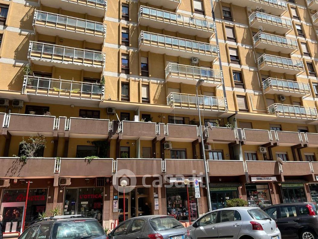 Appartamento in Vendita in Via Antonio Pacinotti a Palermo