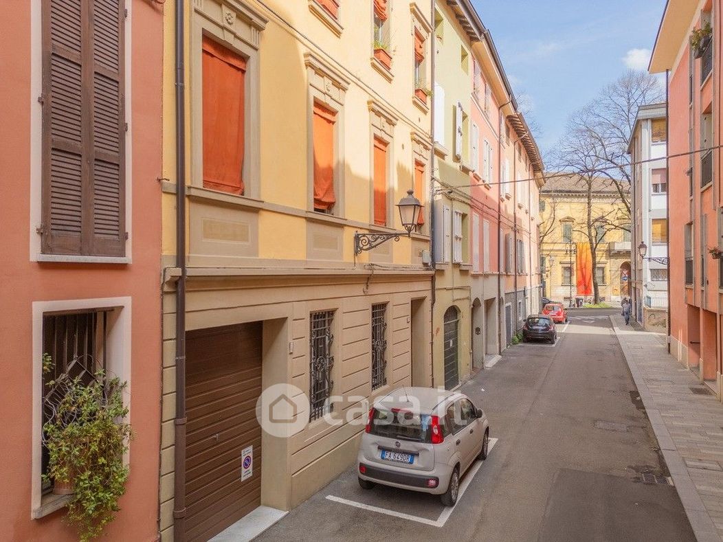 Appartamento in Vendita in Corso Giuseppe Garibaldi a Reggio Emilia