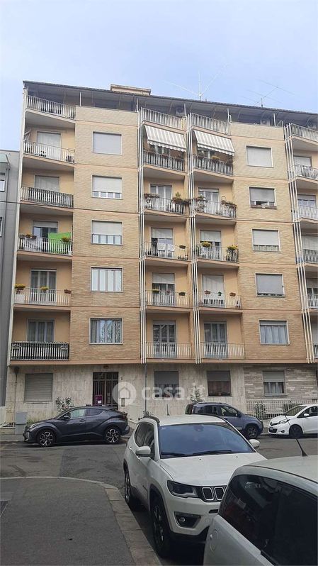 Appartamento in Vendita in Via Edoardo Daneo 5 a Torino