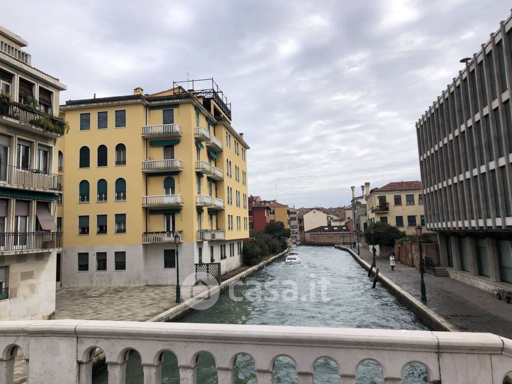 Appartamento in Vendita in a Venezia