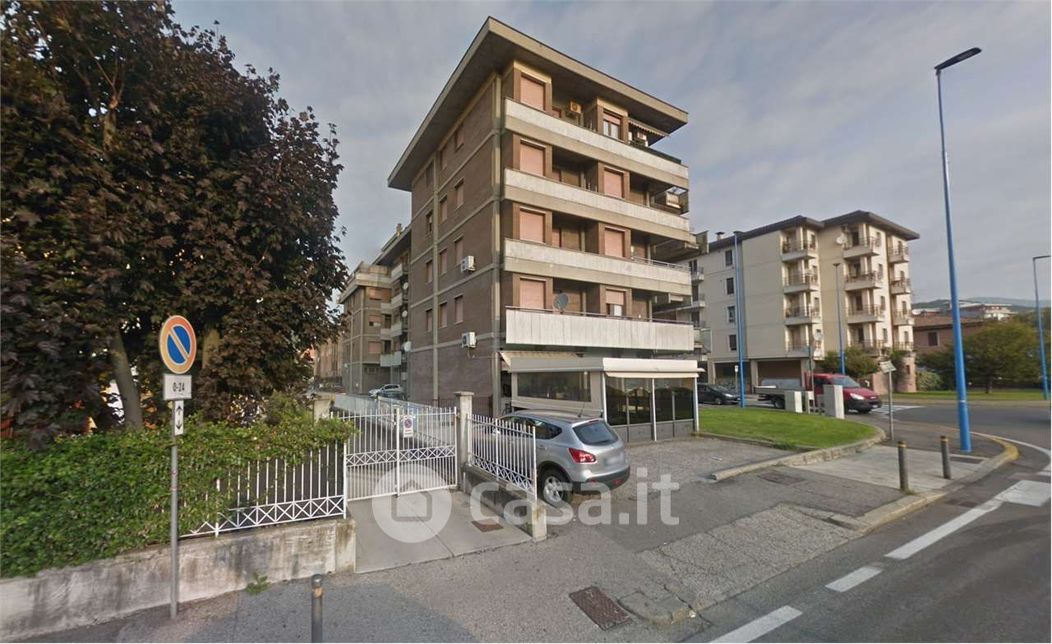 Appartamento in Vendita in Via del Risorgimento 1 a Brescia