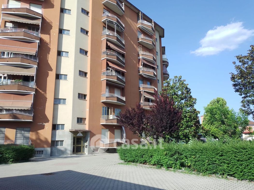 Appartamento in Vendita in Strada Castello di Mirafiori 19 a Torino