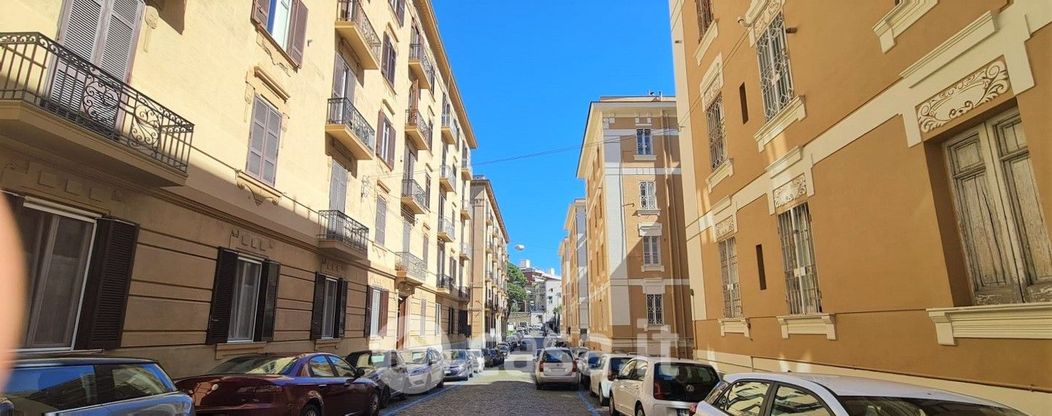 Appartamento in Vendita in Via Luca da Penne a Napoli