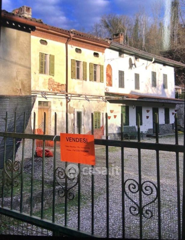 Villa in Vendita in Via pissarotto a Alessandria