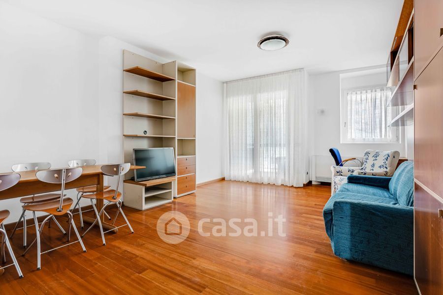Appartamento in Affitto in Via Trebazio 11 a Milano