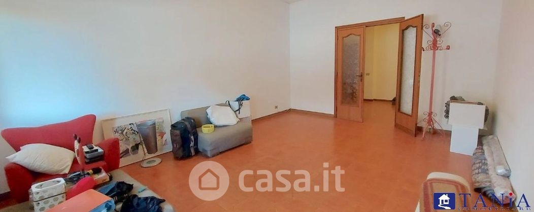 Appartamento in Vendita in Viale XX Settembre 23 a Carrara