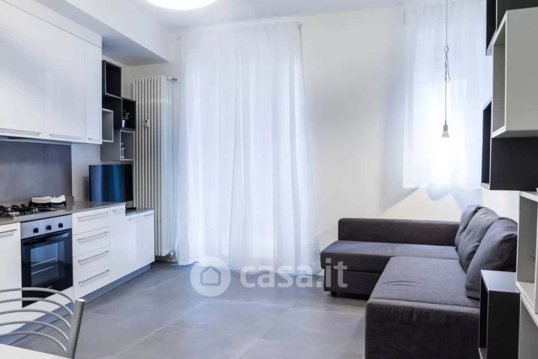 Appartamento in Affitto in Via San Gerolamo Emiliani 1 a Milano