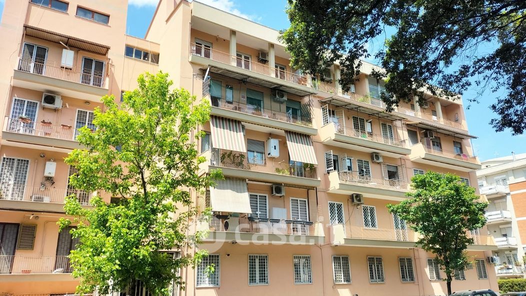 Appartamento in Vendita in Viale Guglielmo Marconi 442 a Roma