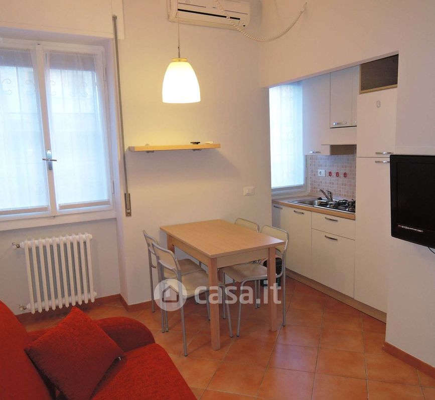 Appartamento in Affitto in Via Tavazzano 12 a Milano
